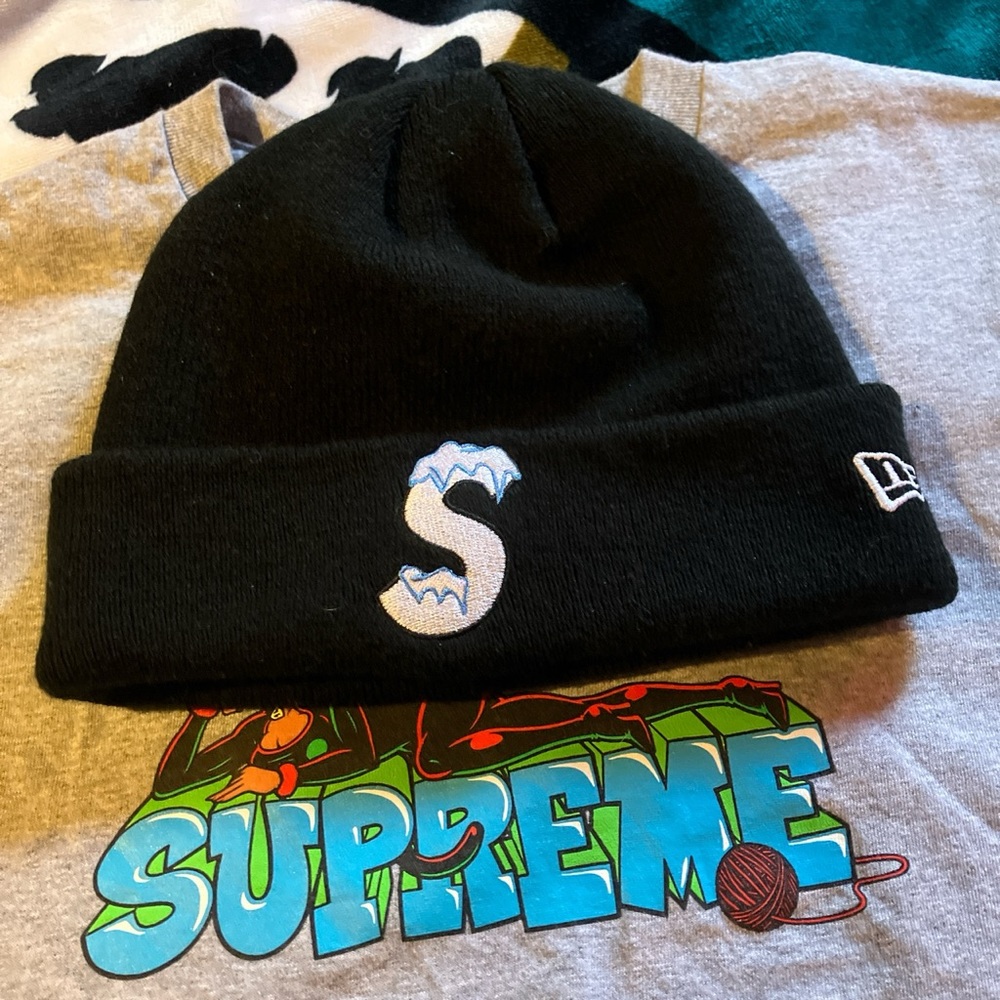 Supreme beanie